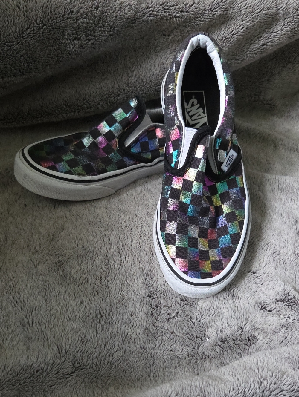 Vans Kids Size 2Y Slip-On Checkerboard Sneakers in Black with Iridescent Accents